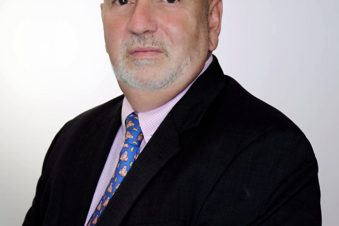 Leadership Counts: Signature Commercial Real Estate’s Managing Director/Broker-Associate, Doug Shavel